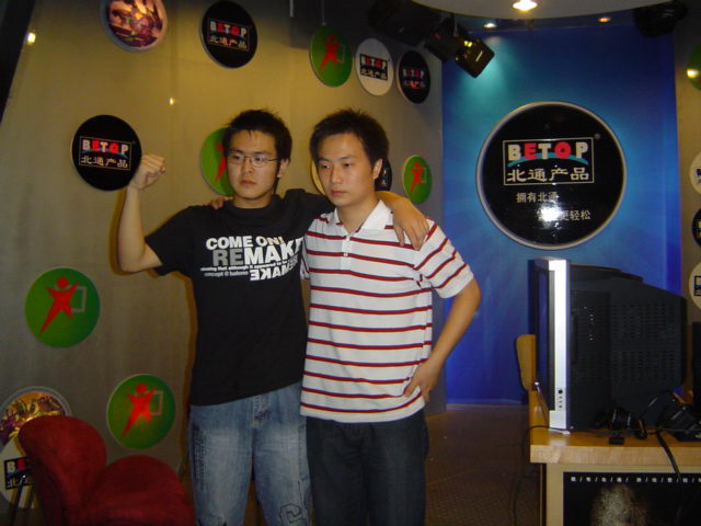 ����2V2�ھ�